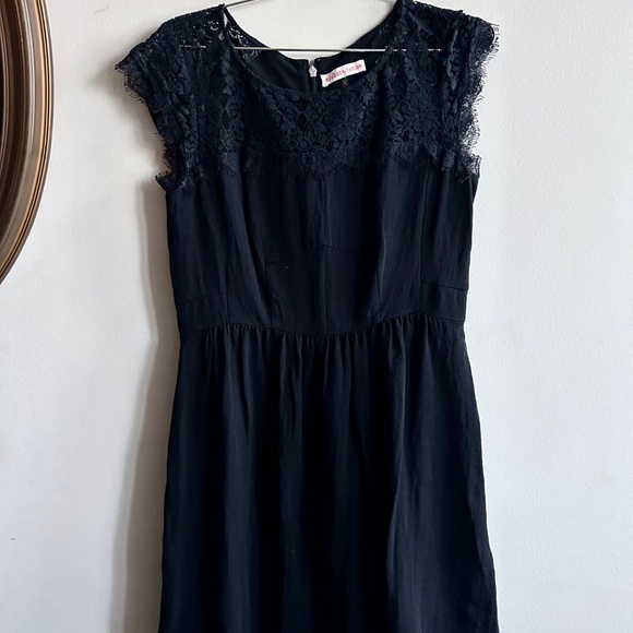 Rebecca Taylor Black Lace Cap Sleeve Dress – Size 6 - Picture 1 of 10